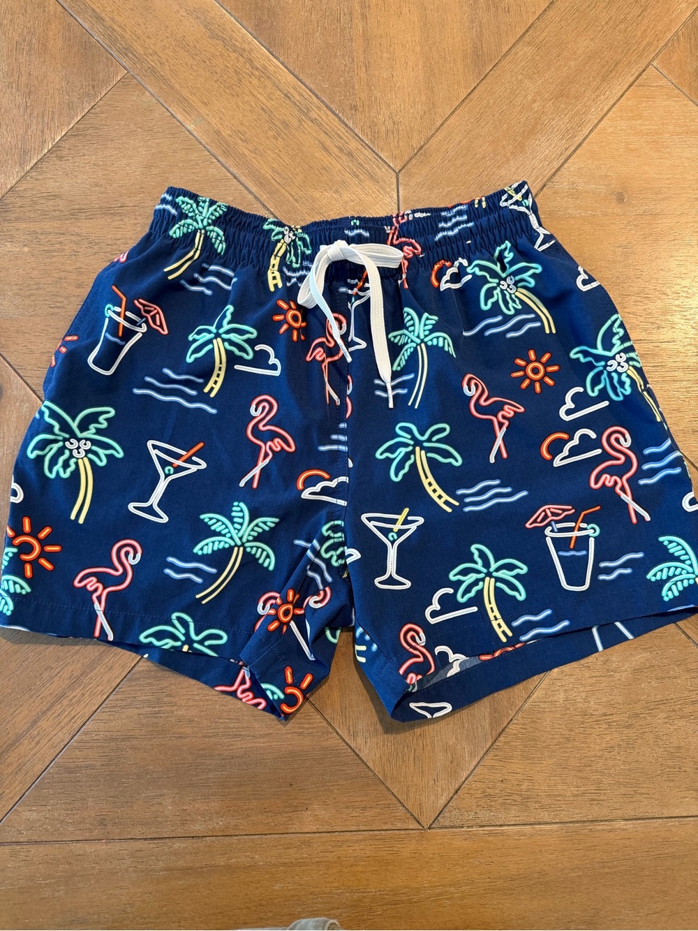 Chubbies Men’s Size Small “Neon Lights” Lined Swim Trunk Shorts